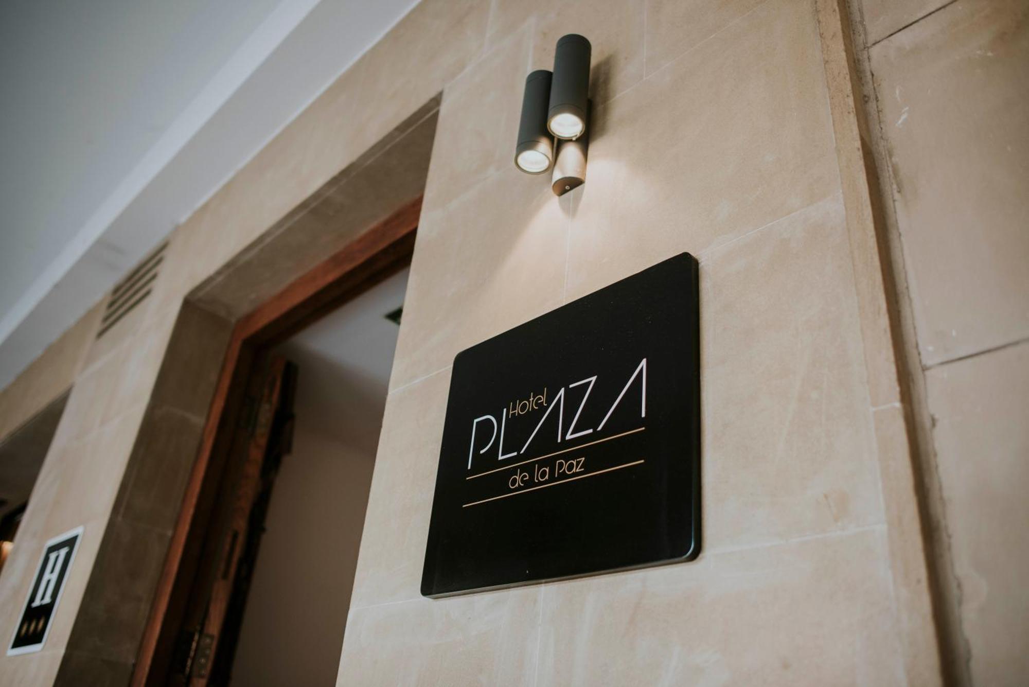 Hotel Plaza De La Paz Haro Bagian luar foto